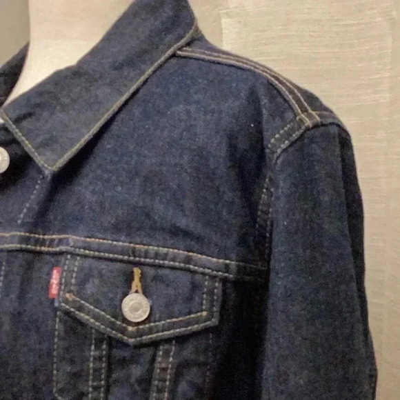 LEVI’S Trucker Denim Jacket- Darkwash - Picture 4 of 12